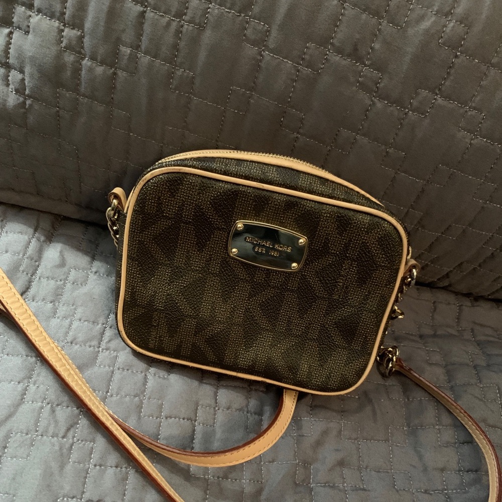Michael Kora crossbody